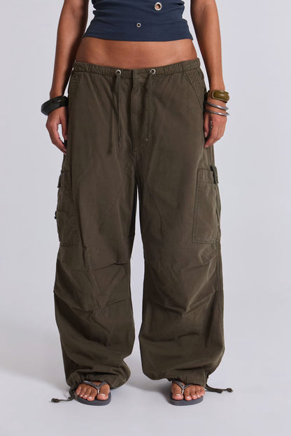 Averi Parachute Cargos